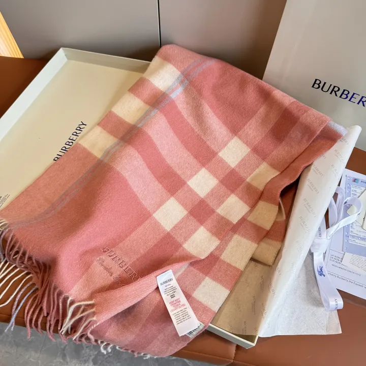 スーパーコピー バーバリー ス マフラー