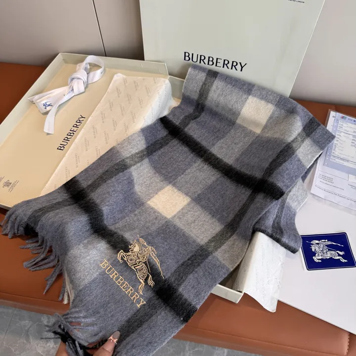 スーパーコピー バーバリー ス マフラー