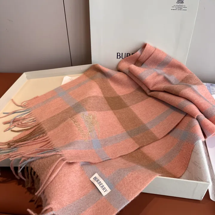 スーパーコピー バーバリー ス マフラー