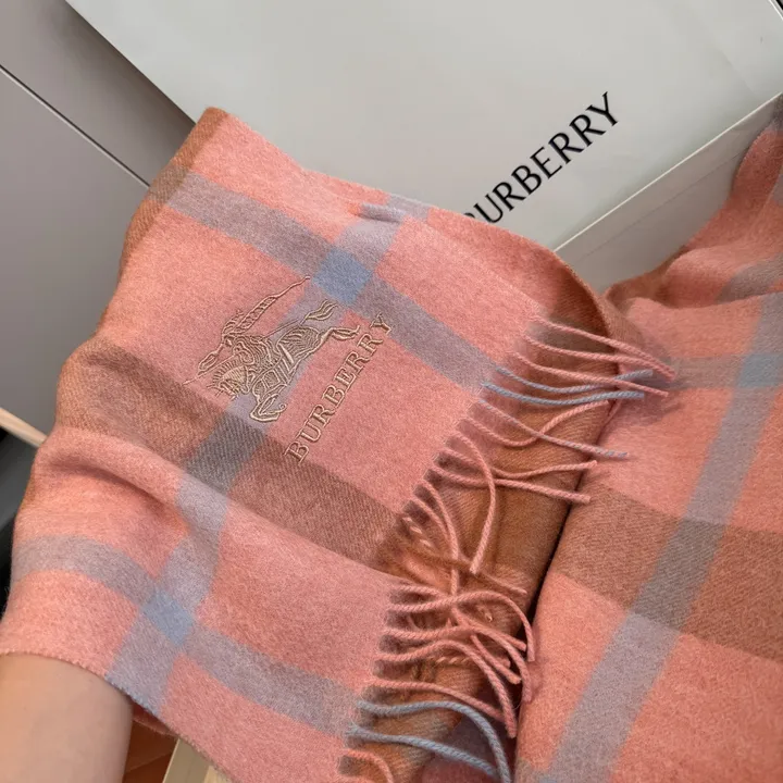 スーパーコピー バーバリー ス マフラー