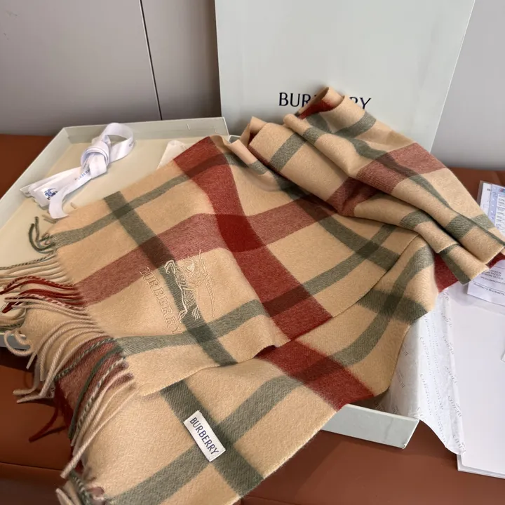 スーパーコピー バーバリー ス マフラー