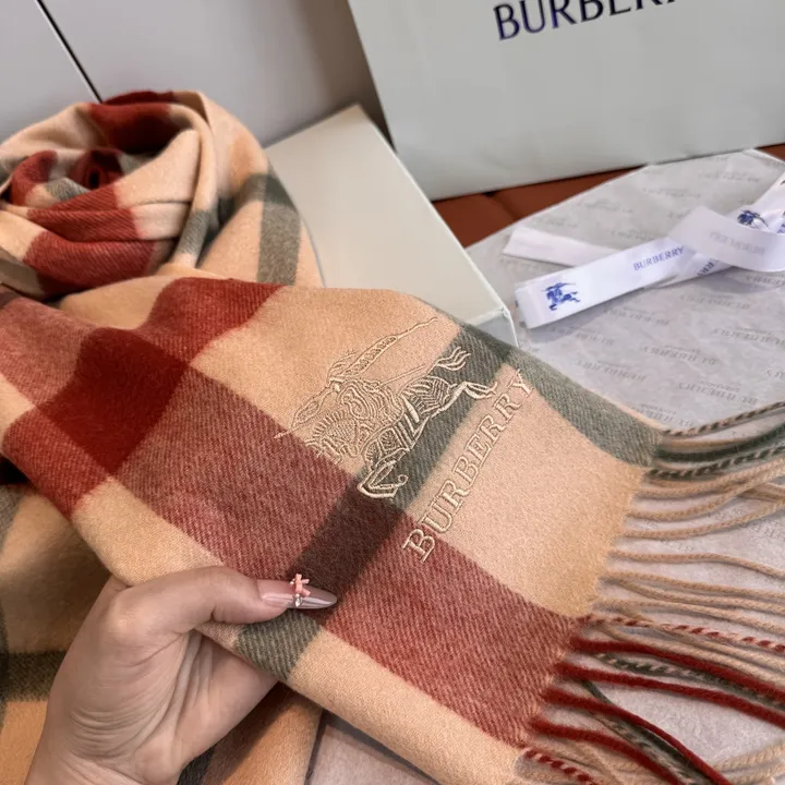 スーパーコピー バーバリー ス マフラー