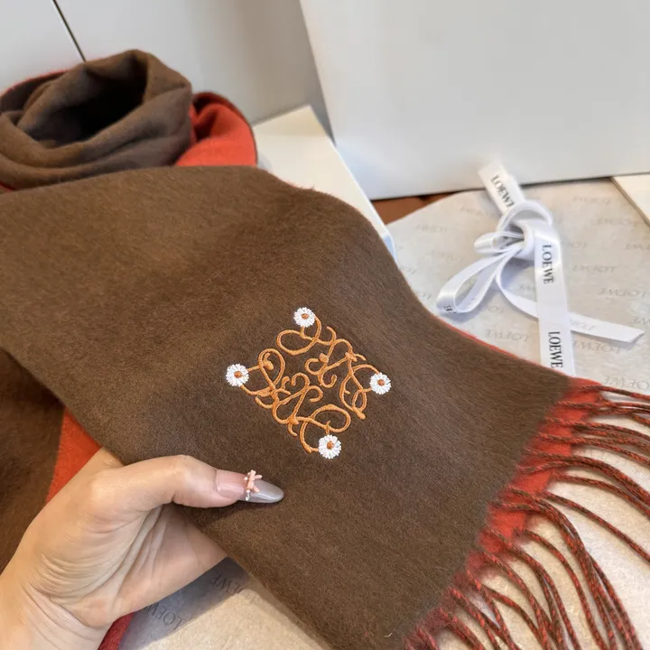 スーパーコピー ロエベ マフラー