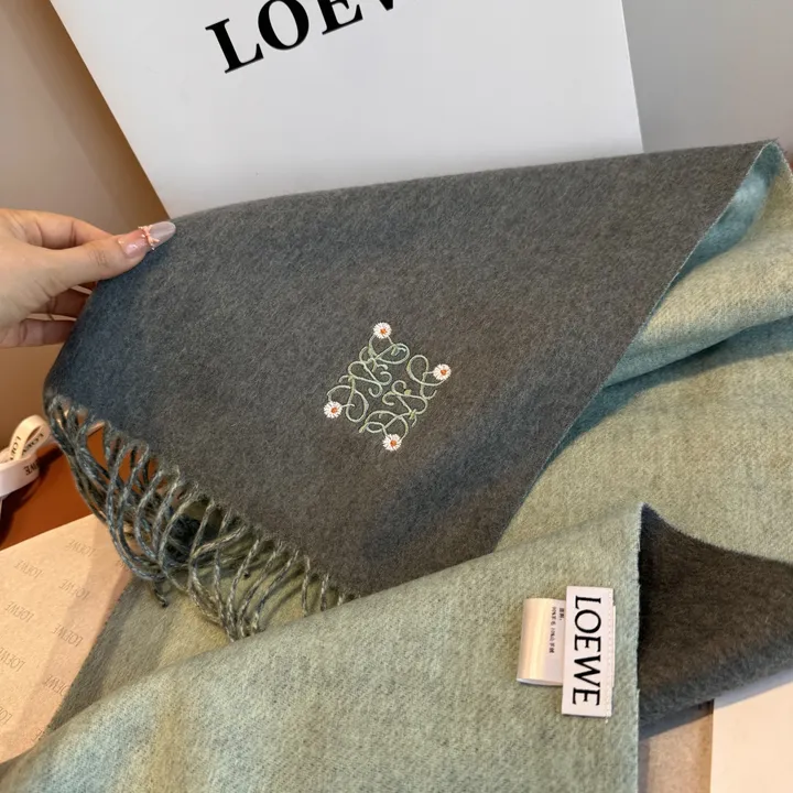 スーパーコピー ロエベ マフラー