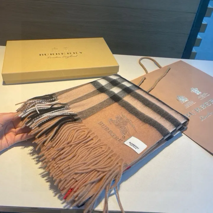 スーパーコピー バーバリー ス マフラー