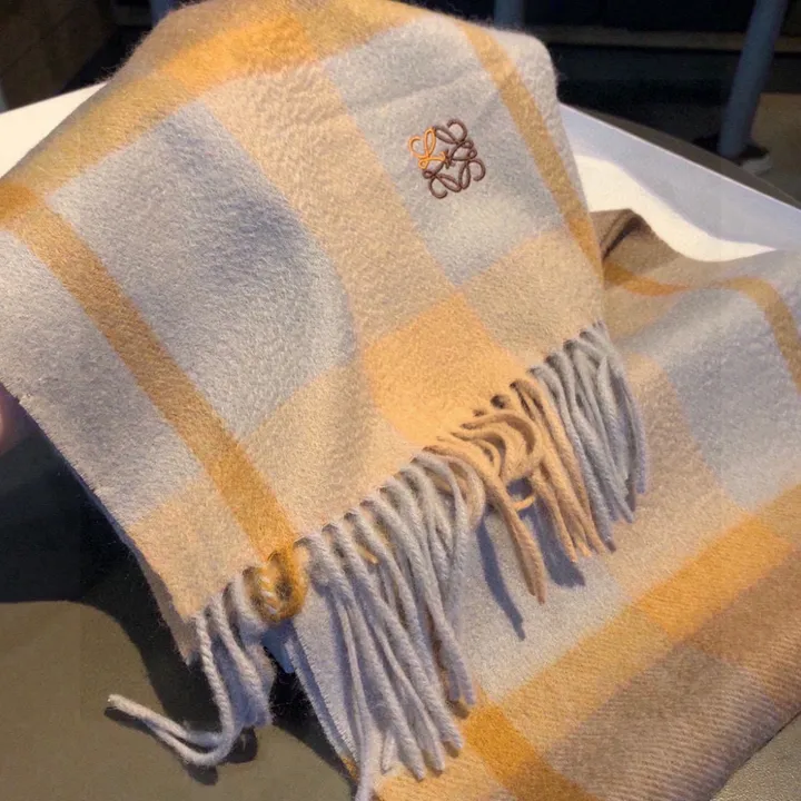 スーパーコピー ロエベ マフラー