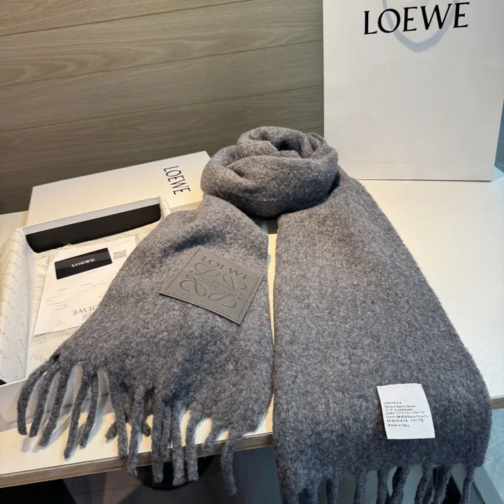 スーパーコピー ロエベ マフラー