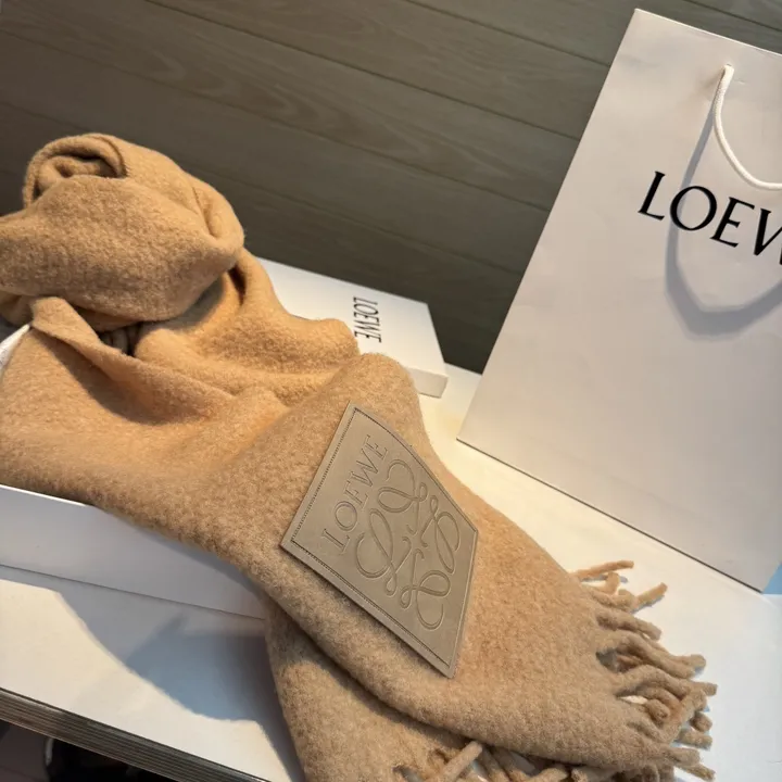 スーパーコピー ロエベ マフラー