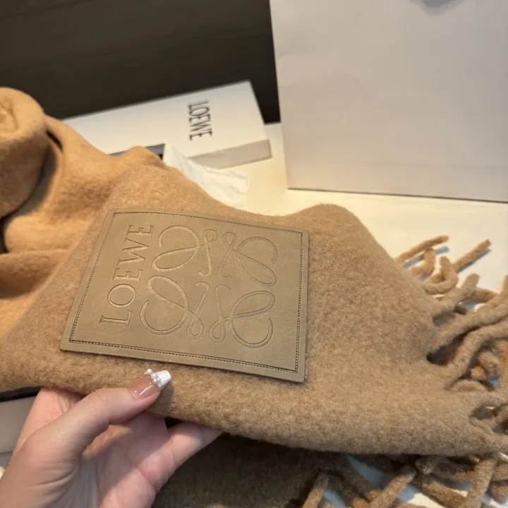 スーパーコピー ロエベ マフラー