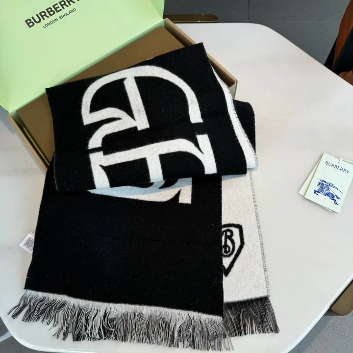 スーパーコピー バーバリー ス マフラー