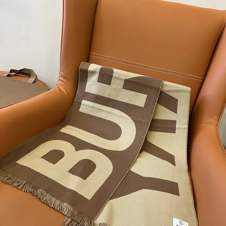 スーパーコピー バーバリー ス マフラー