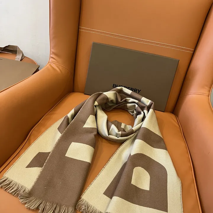 スーパーコピー バーバリー ス マフラー