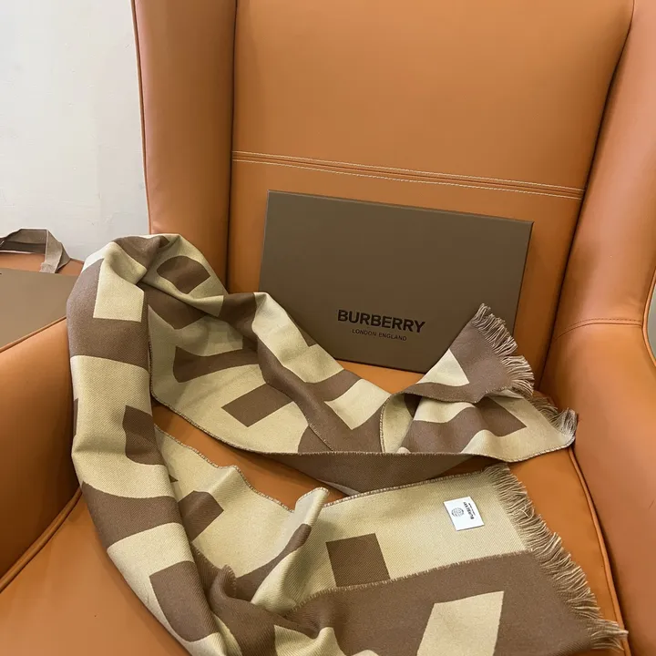 スーパーコピー バーバリー ス マフラー