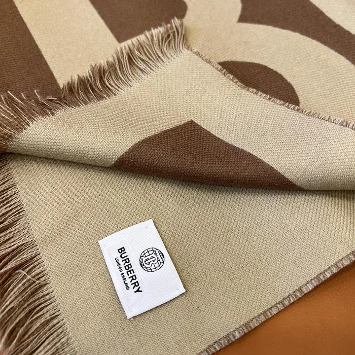 スーパーコピー バーバリー ス マフラー