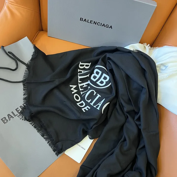 スーパーコピー セリーヌ マフラー