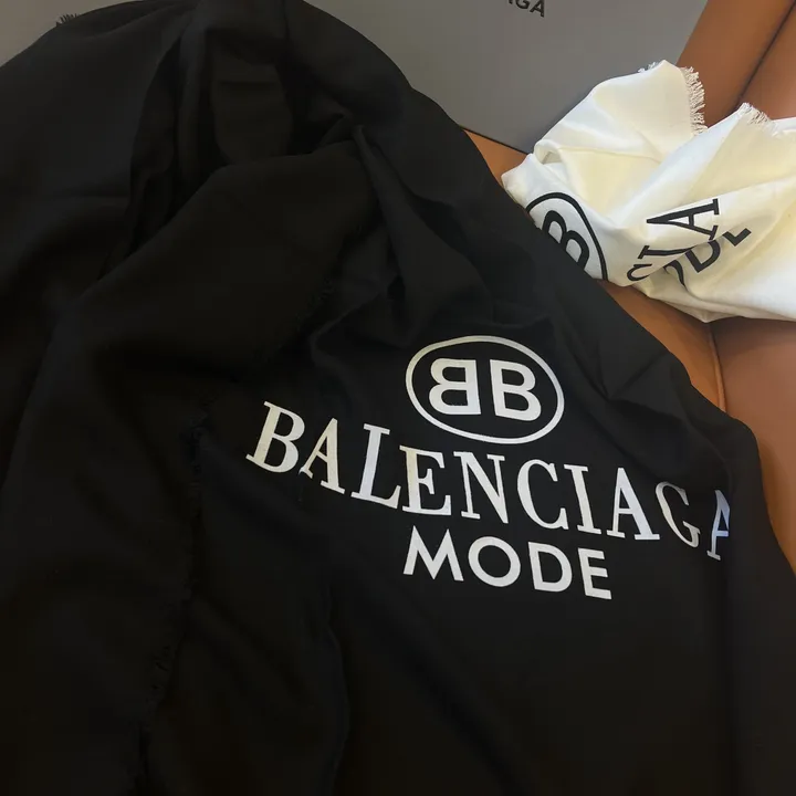 スーパーコピー セリーヌ マフラー