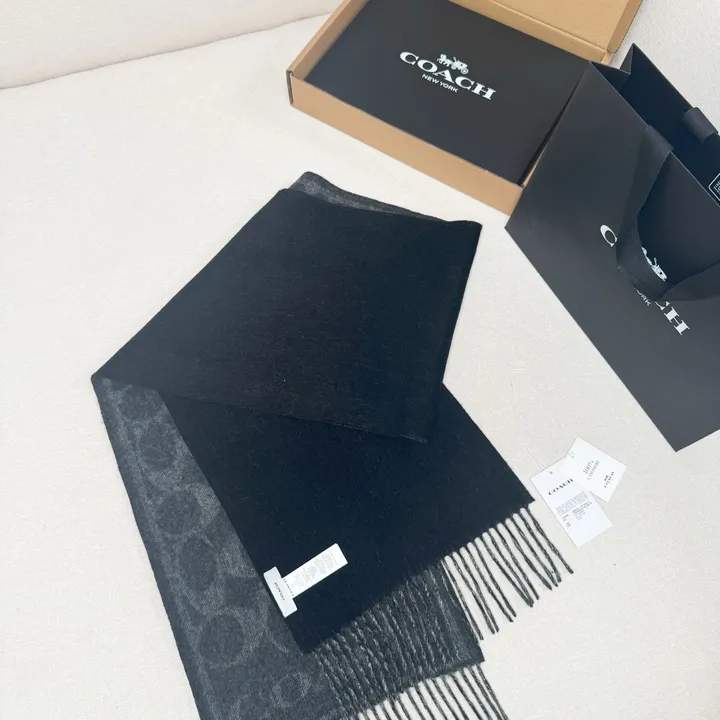 スーパーコピー コーチ マフラー