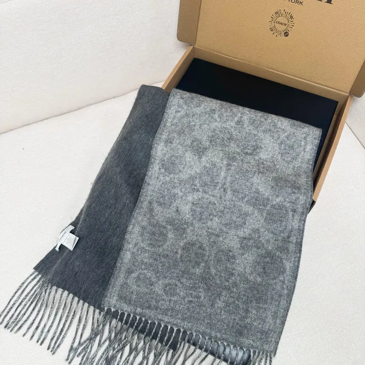 スーパーコピー コーチ マフラー