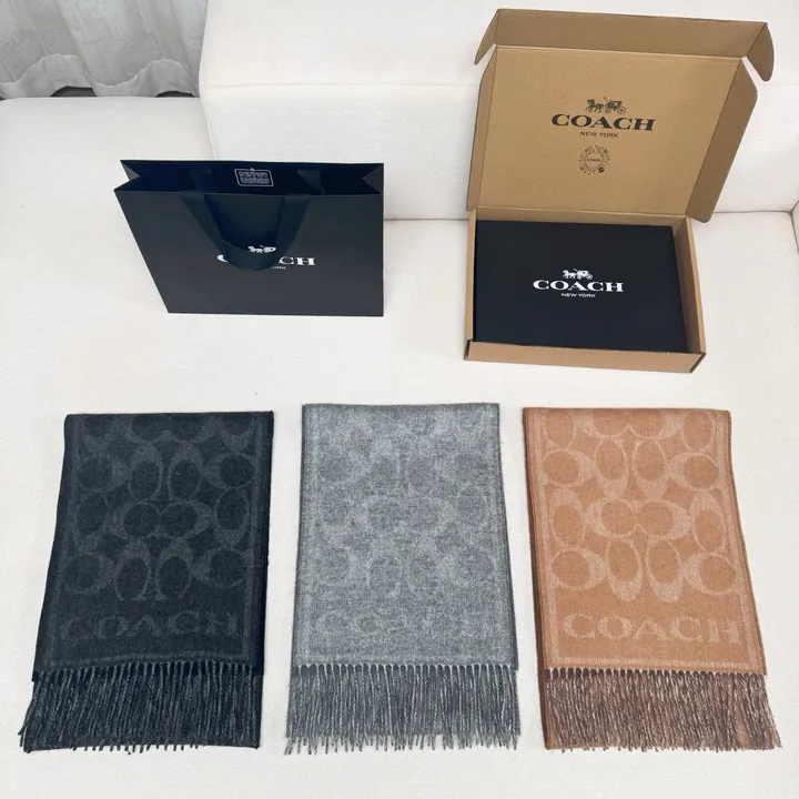 スーパーコピー コーチ マフラー