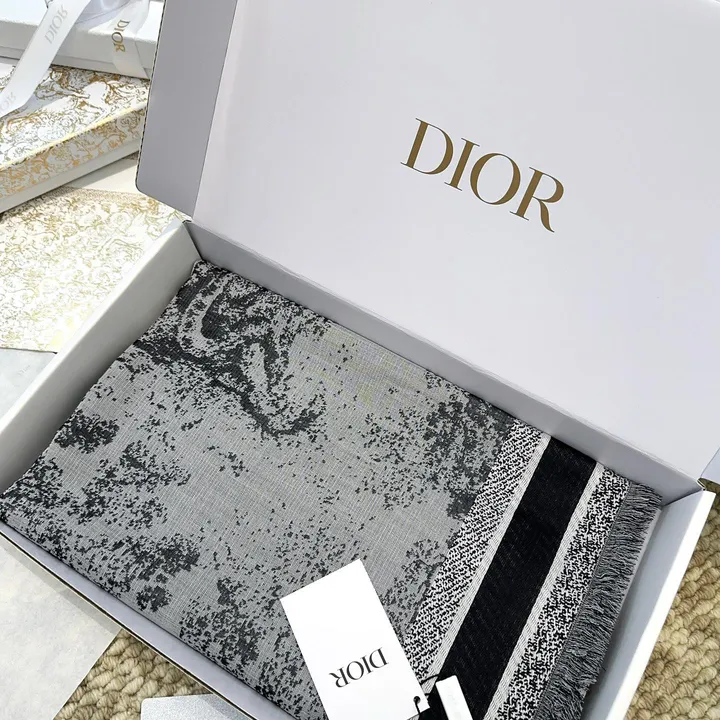 スーパーコピー グッチ マフラー