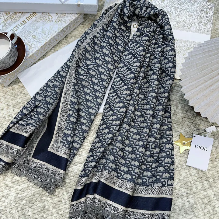 スーパーコピー グッチ マフラー