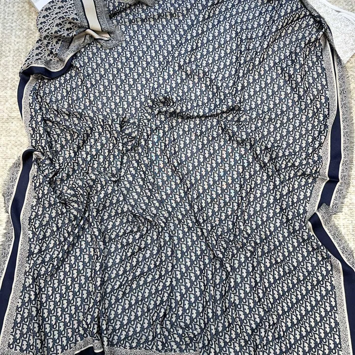 スーパーコピー グッチ マフラー