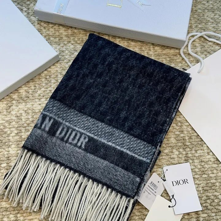 スーパーコピー ディオール マフラー