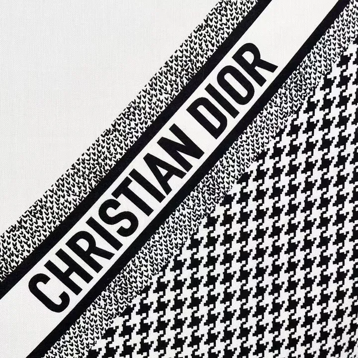 スーパーコピー ディオール マフラー