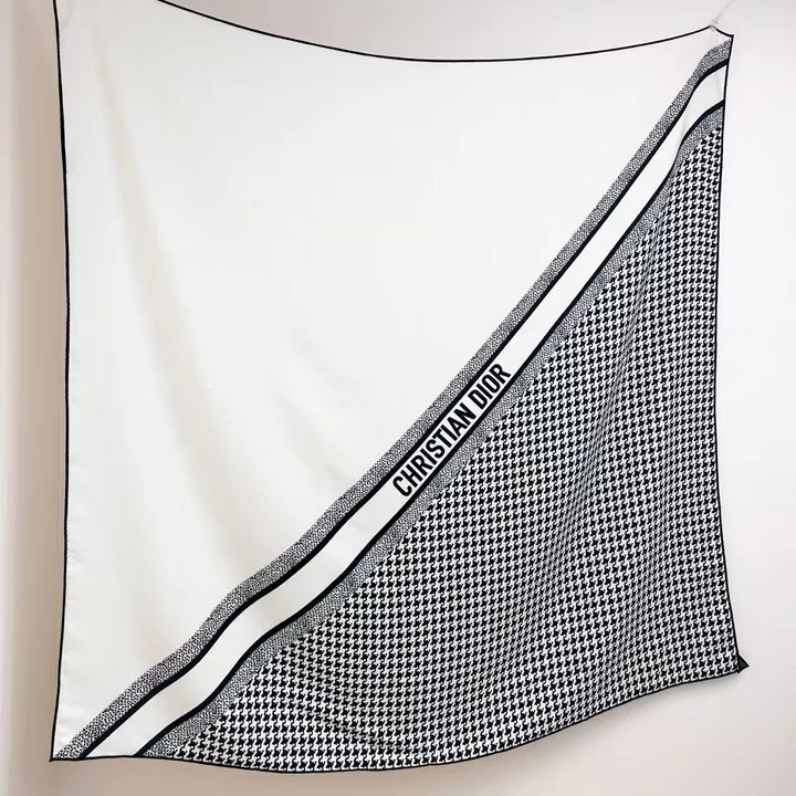 スーパーコピー ディオール マフラー