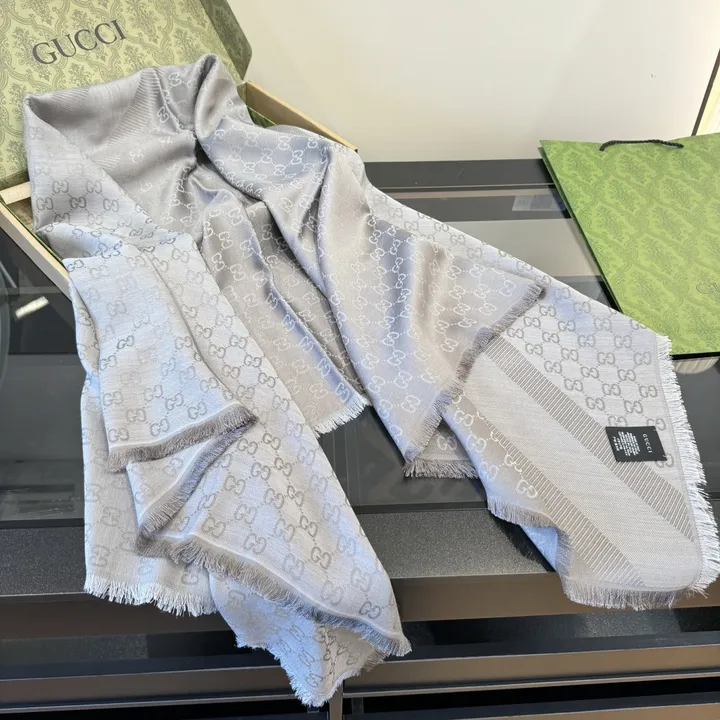 スーパーコピー ルイヴィトン マフラー