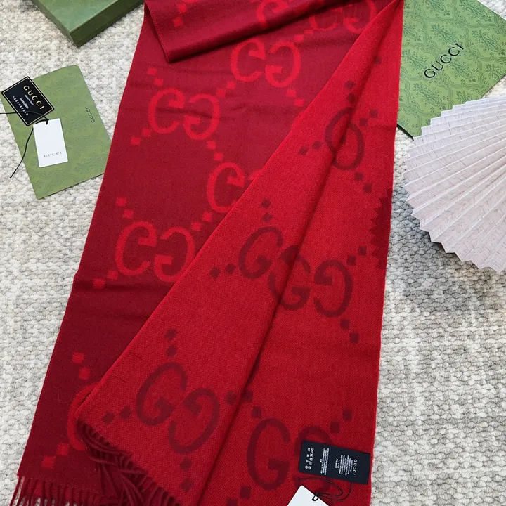 スーパーコピー グッチ マフラー