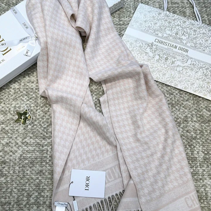 スーパーコピー グッチ マフラー