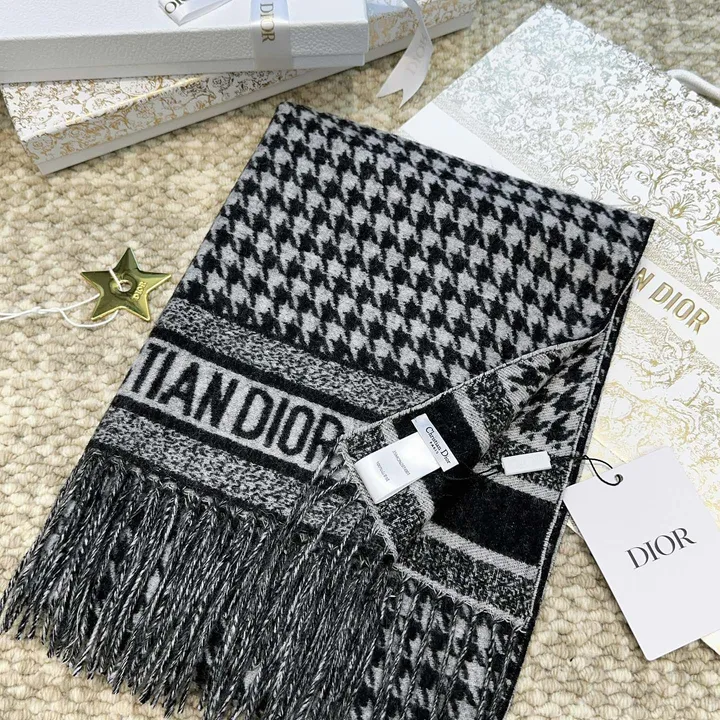 スーパーコピー グッチ マフラー