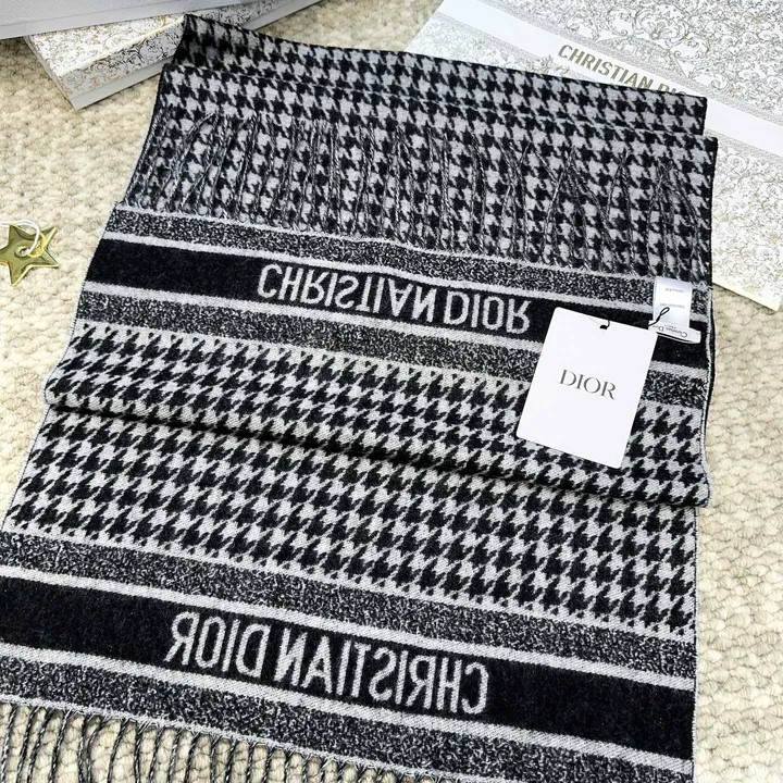 スーパーコピー グッチ マフラー