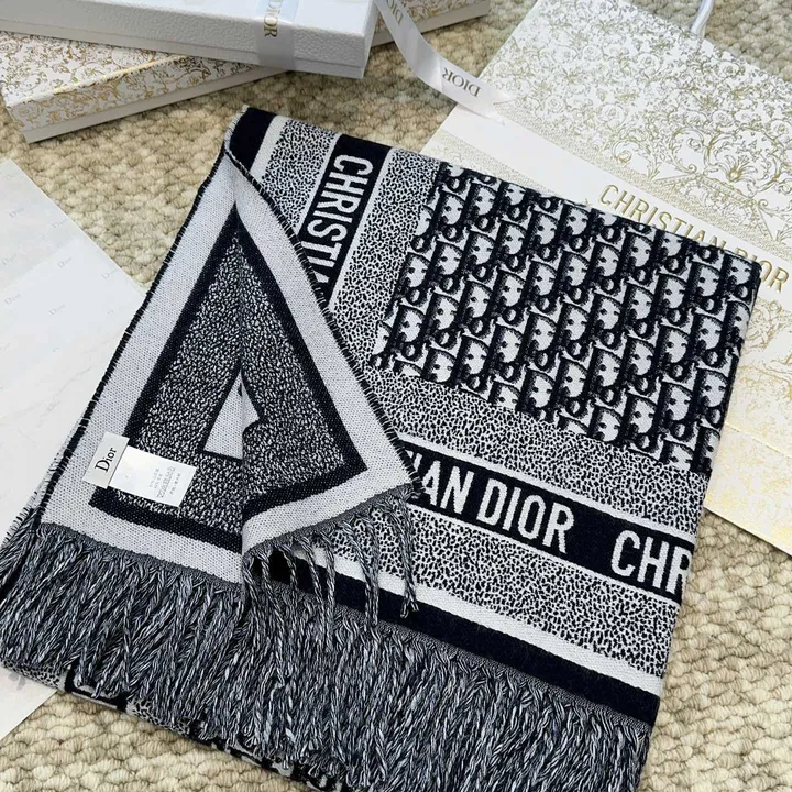 スーパーコピー ディオール マフラー