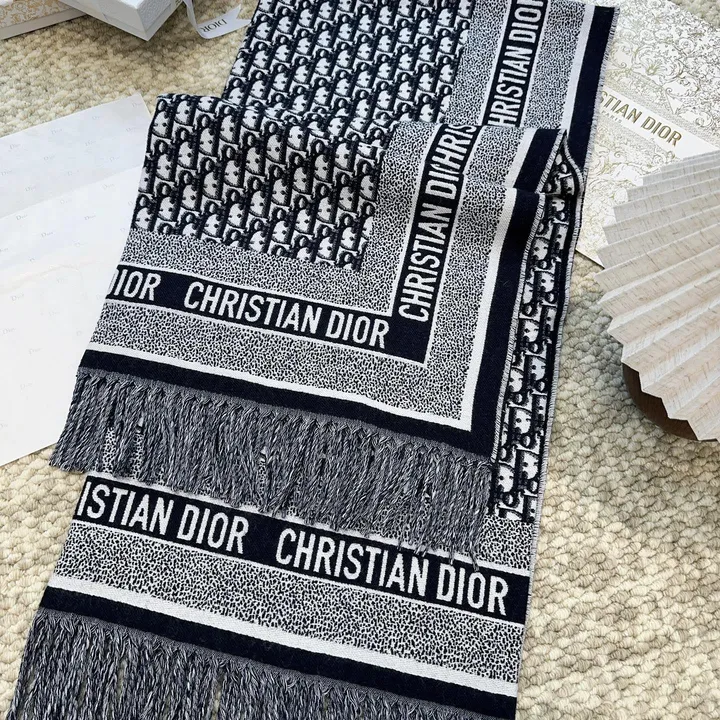 スーパーコピー ディオール マフラー