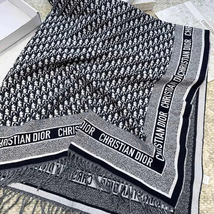 スーパーコピー ディオール マフラー