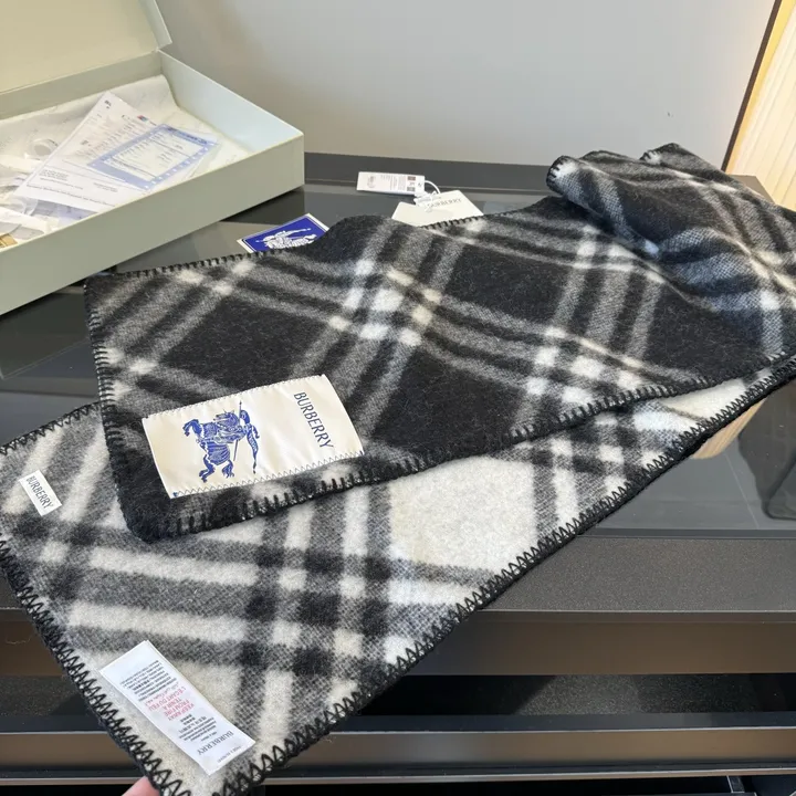 スーパーコピー バーバリー ス マフラー