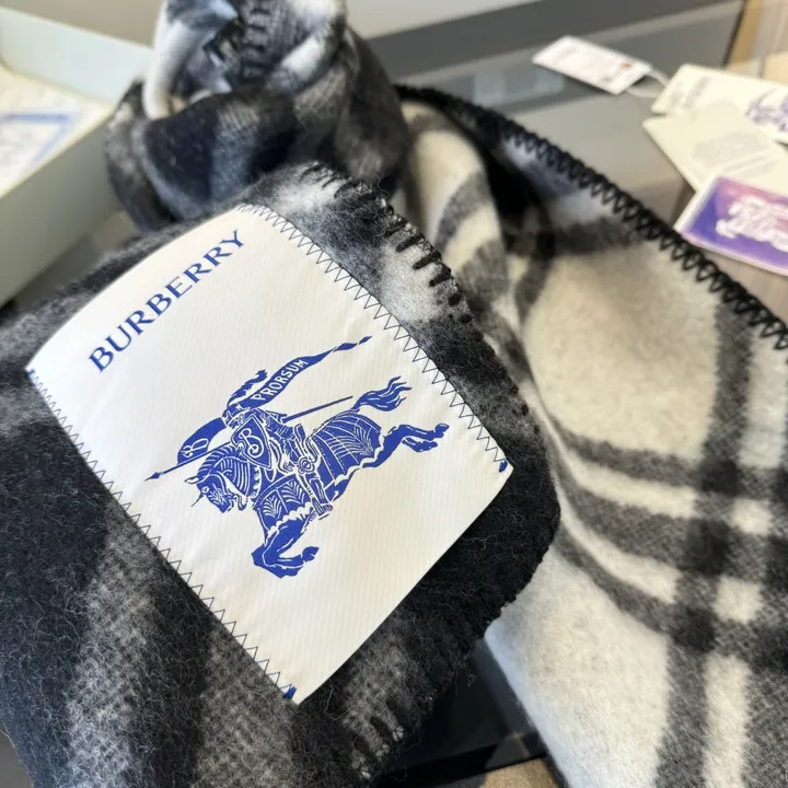 スーパーコピー バーバリー ス マフラー