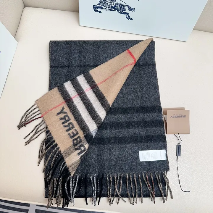 スーパーコピー バーバリー ス マフラー