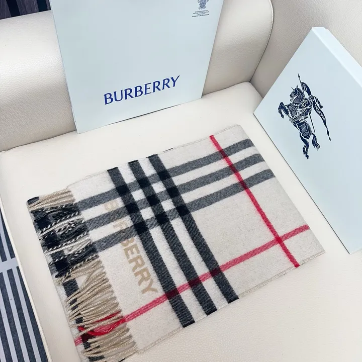 スーパーコピー バーバリー ス マフラー