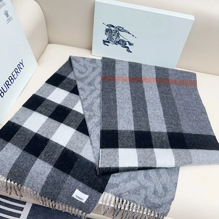 スーパーコピー バーバリー ス マフラー