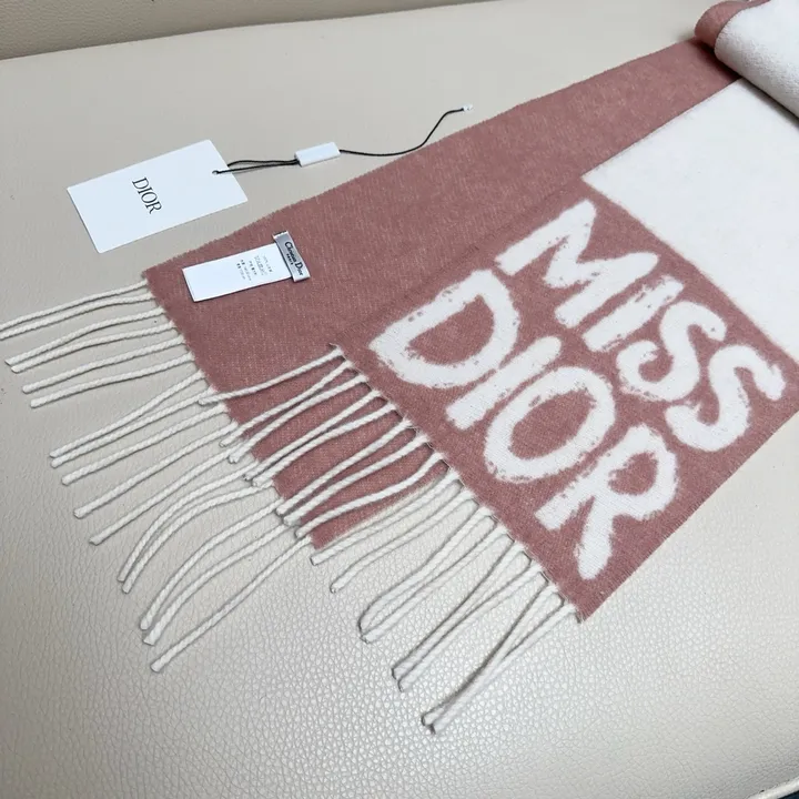 スーパーコピー グッチ マフラー