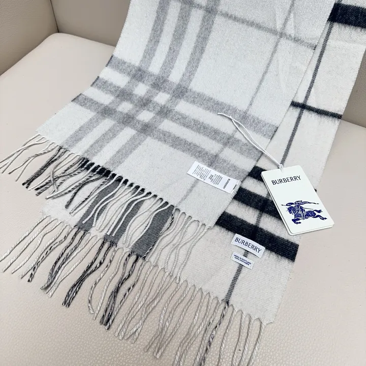 スーパーコピー バーバリー ス マフラー