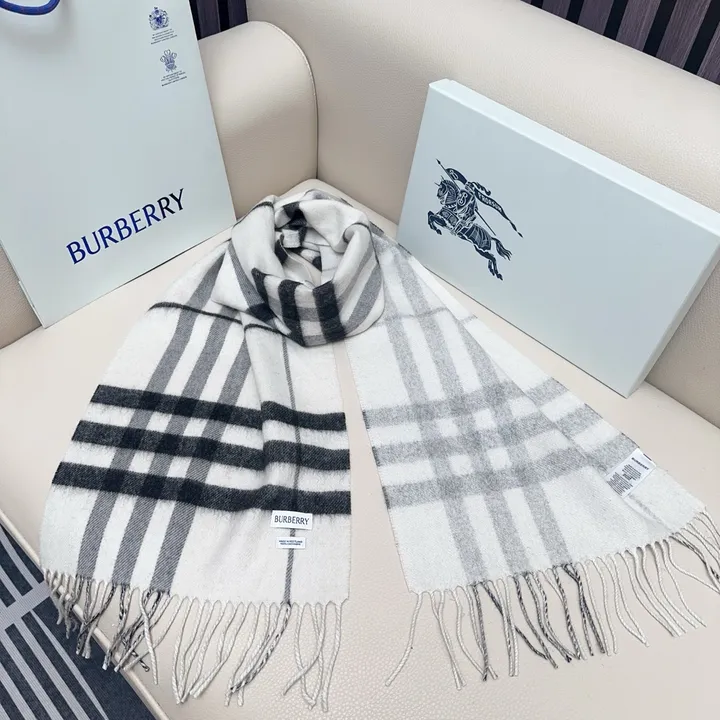 スーパーコピー バーバリー ス マフラー