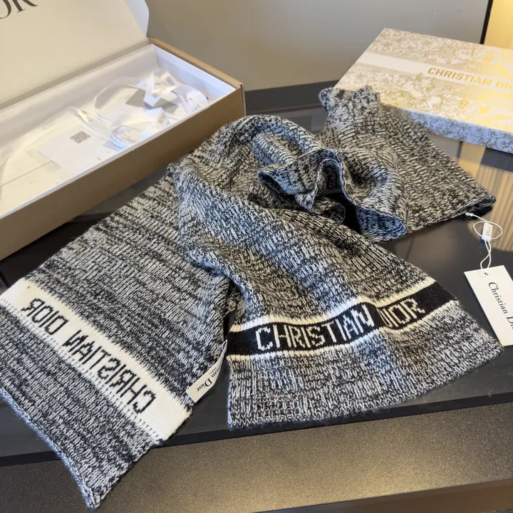 スーパーコピー ディオール マフラー