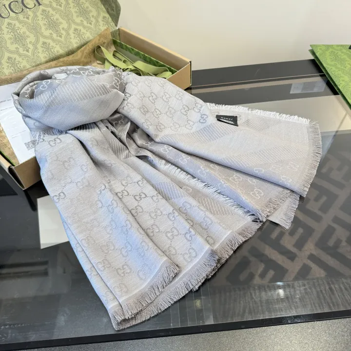 スーパーコピー グッチ マフラー