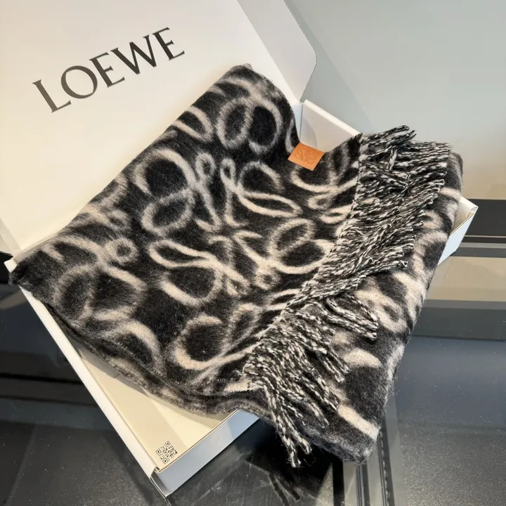 スーパーコピー ロエベ マフラー