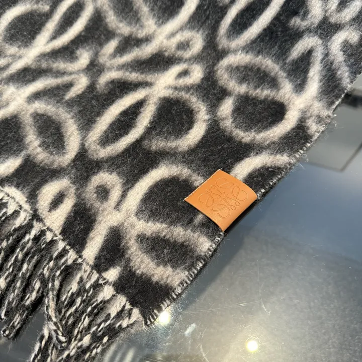 スーパーコピー ロエベ マフラー