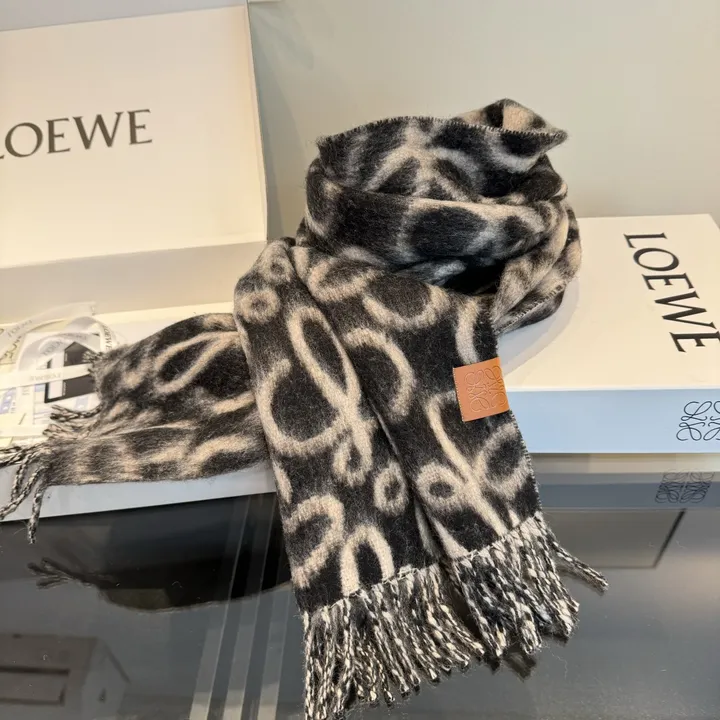 スーパーコピー ロエベ マフラー